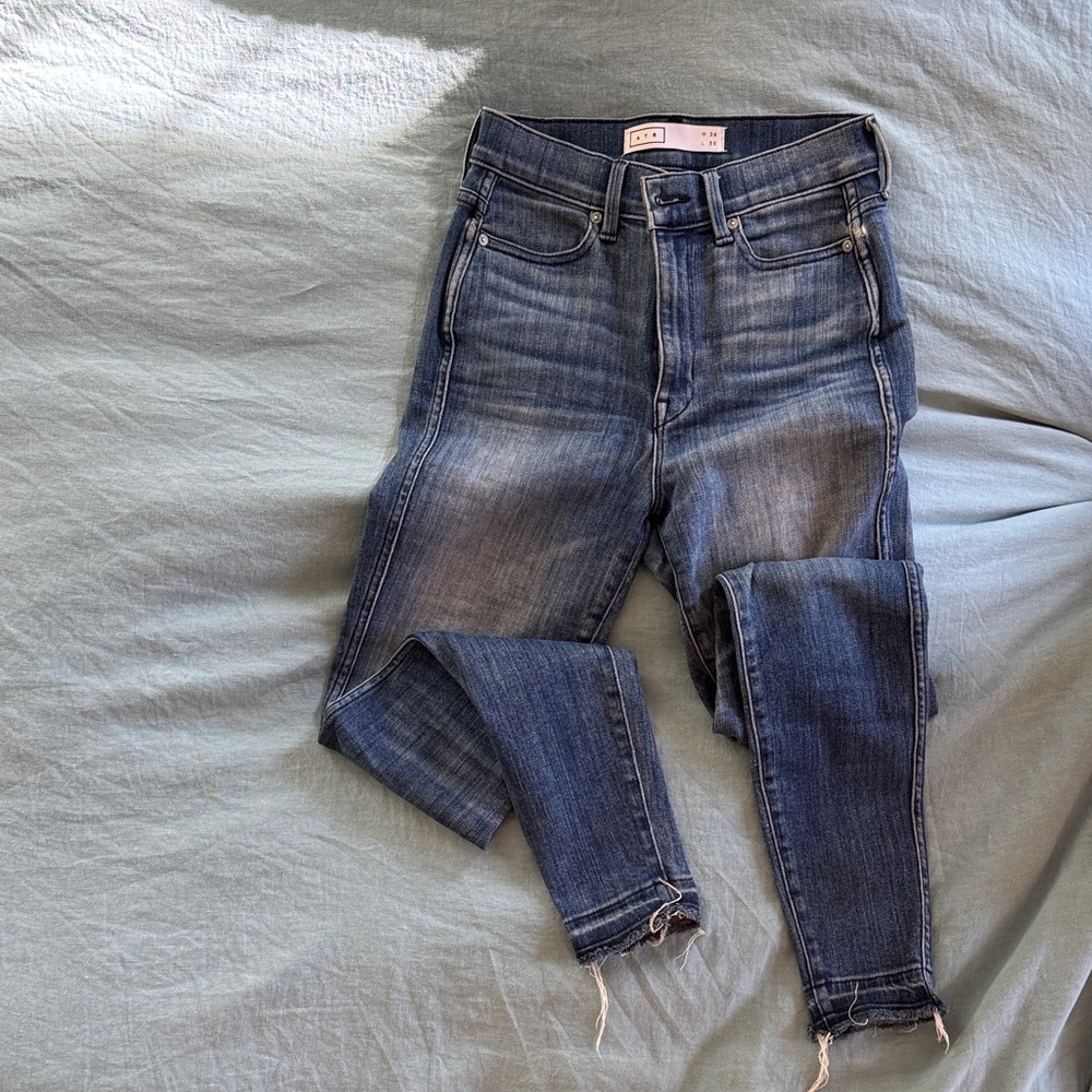 AYR Women's Classic Blue Skinny Jeans - Picture 3 of 4